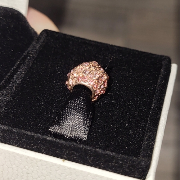 BUNDLE & SAVE • #114 • BN Charm • Pink Flower Charm - Picture 3 of 6